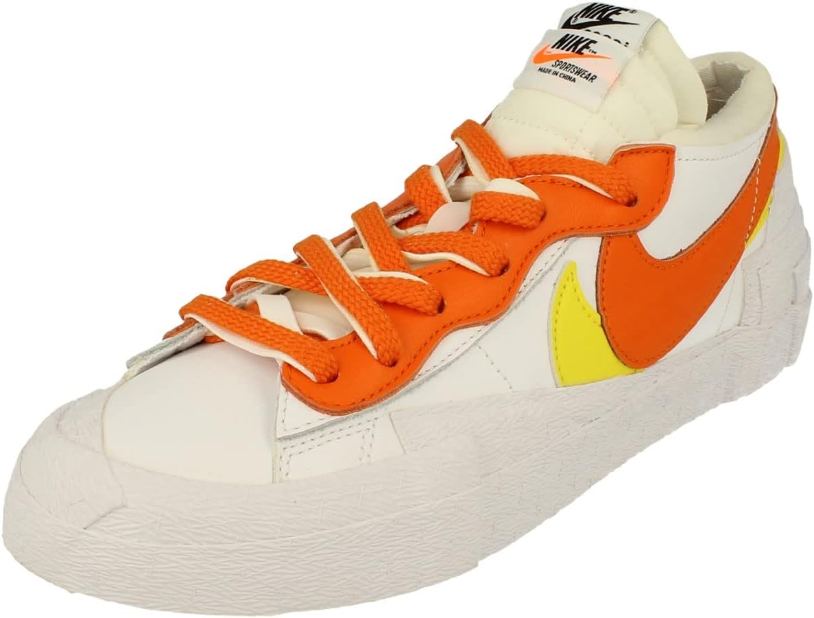 

Кроссовки Sacai Blazer Low от Nike - Magma Orange / White