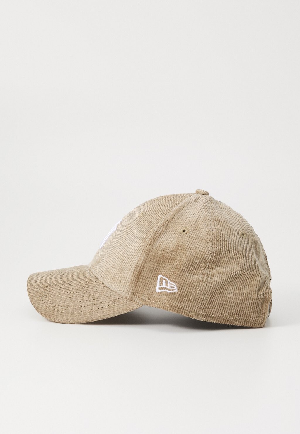 

Бейсболка 9FORTY® UNISEX New Era, бежевый