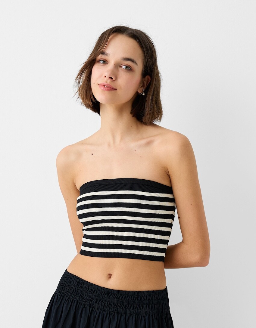 

Топ бандо Bershka, черный