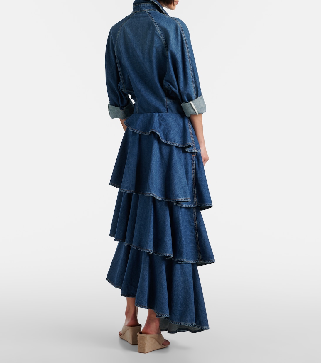 Юбка миди из денима со спиральными ярусами Alaïa, Bleu Mineral — фото 3