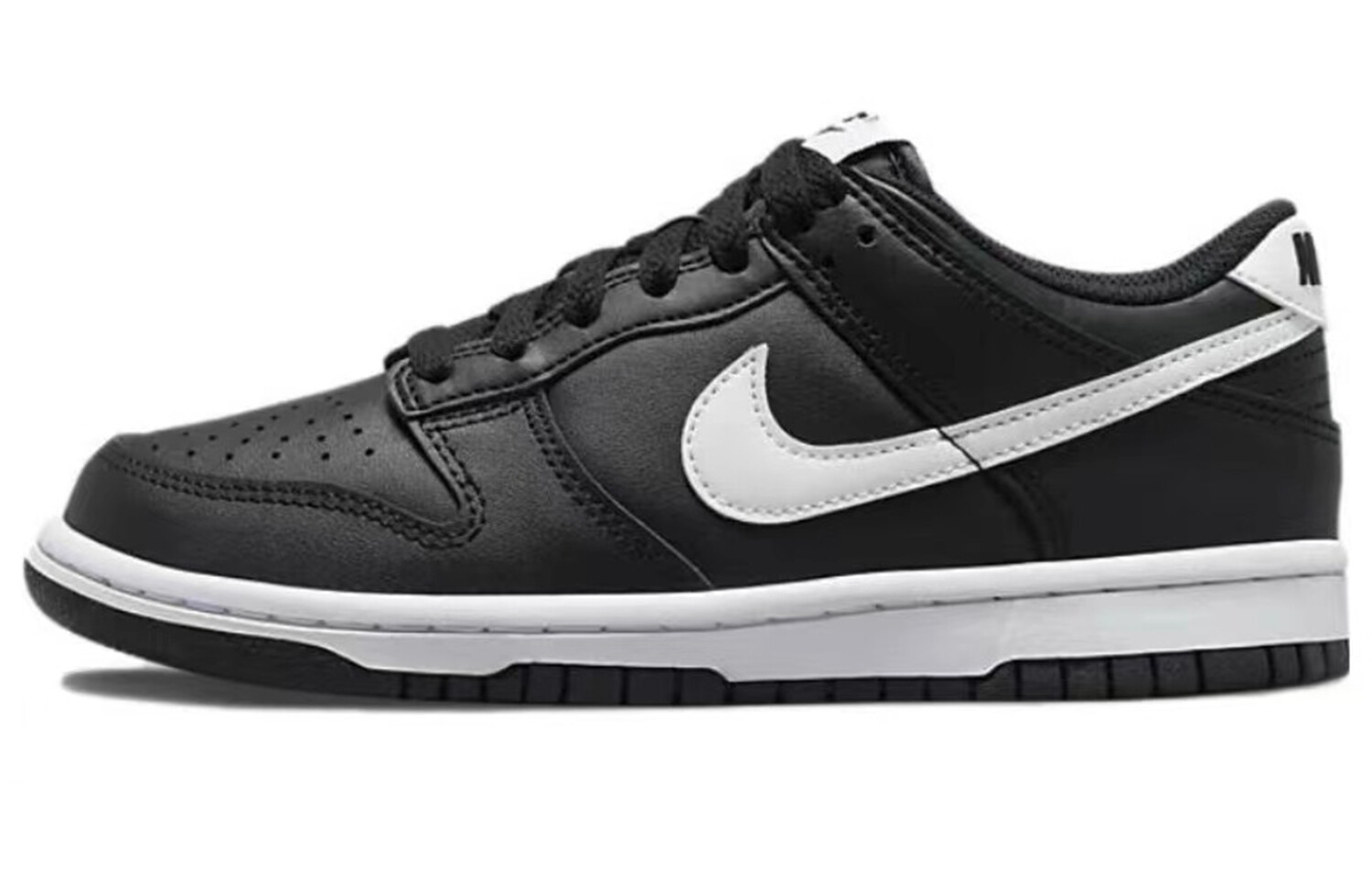 

Кроссовки Nike Dunk Skateboarding Shoes Women's Low-top Black/green, черный