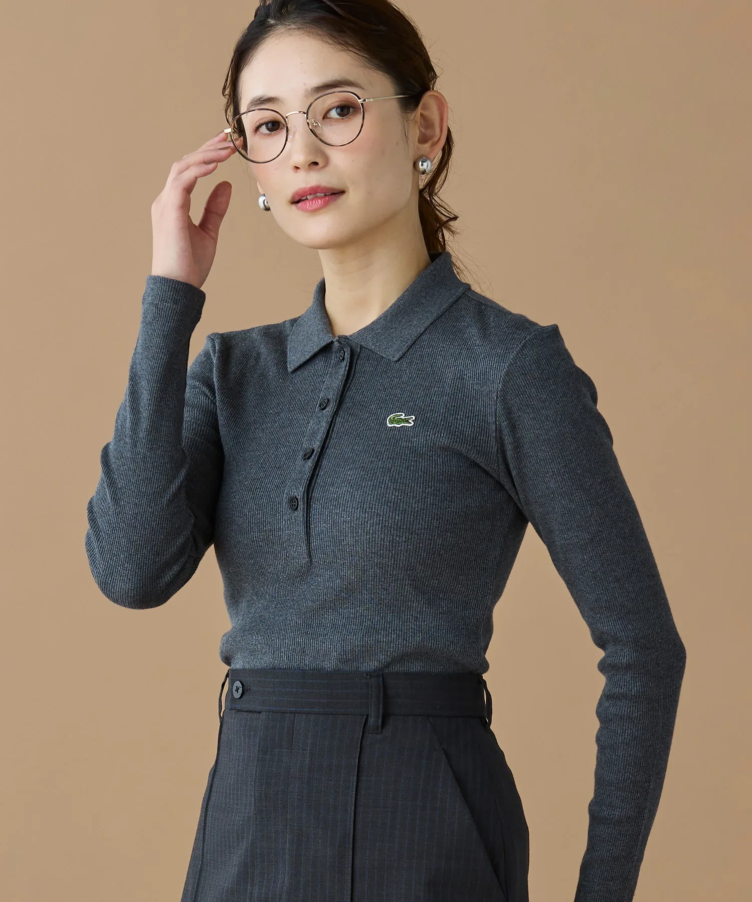 Рубашка-поло Oodji Collection с длинным рукавом, ребристая, однотонная — фото 2