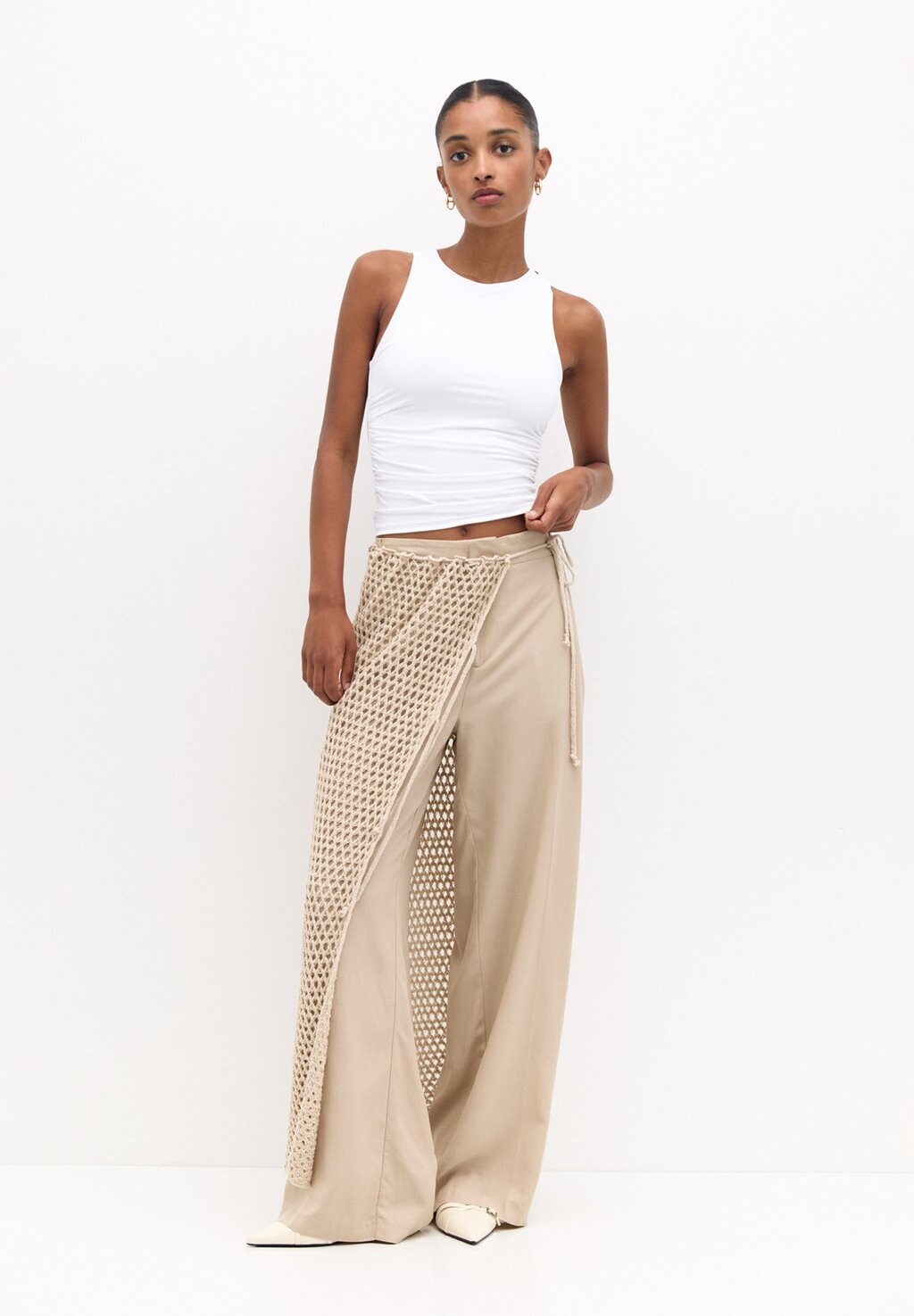 

Топ SLEEVELESS PULL&BEAR, белый