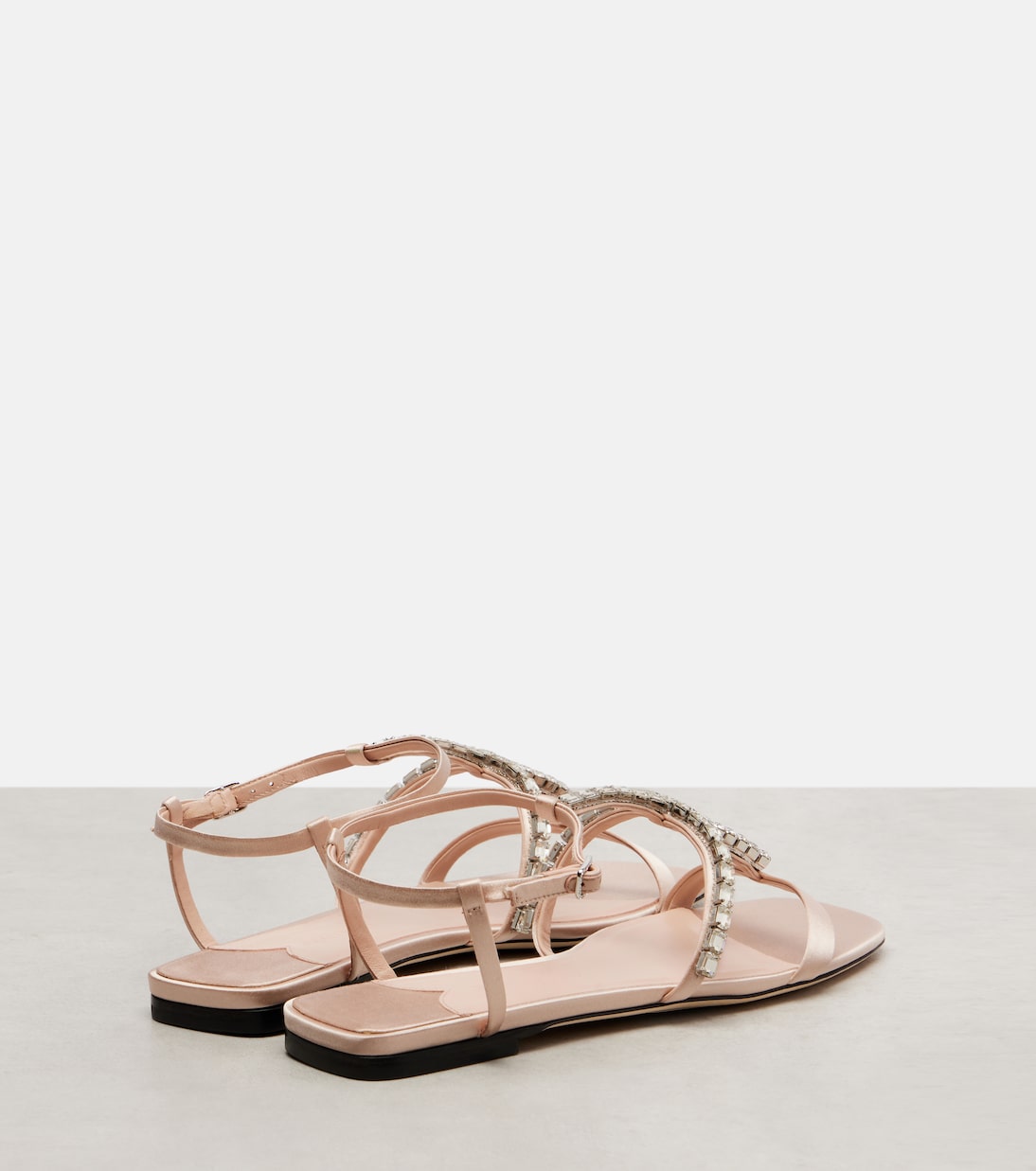 Gwyn декорированные сандалии из сатина и кожи Jimmy Choo, Macaron/Cr — фото 2