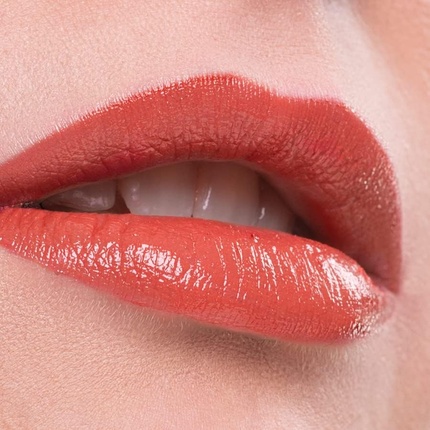 Natural Cosmetics Мерцающая губная помада с органическим маслом жожоба и органическим пчелиным воском 4,5 г, мягкий коралл Benecos — фото 2