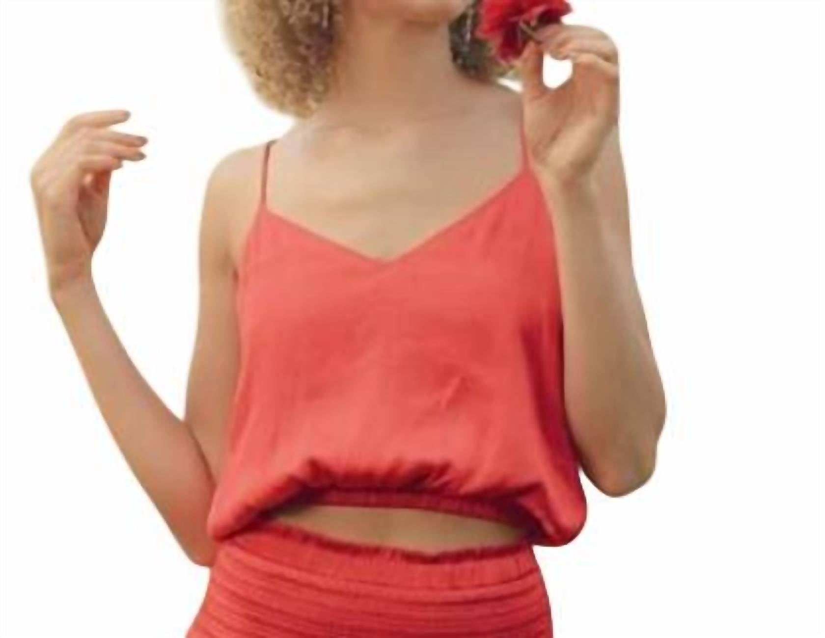

Топ Silky Amore в цвете Candy Apple RESET by Jane