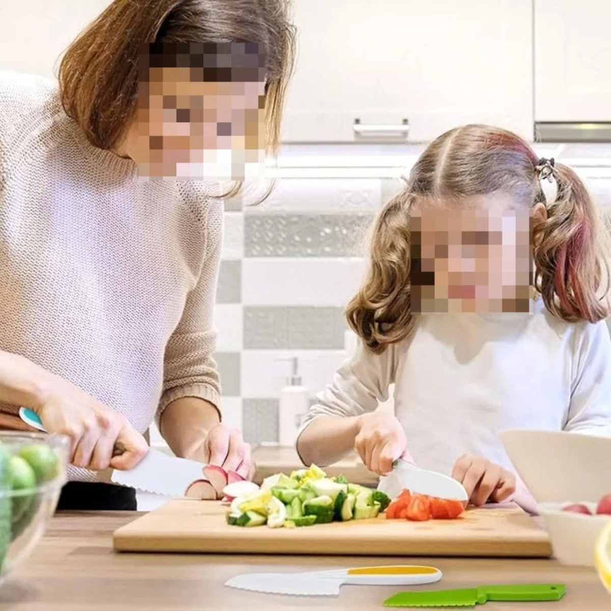 Детский безопасный нож для фруктов с деревянной ручкой, нейлоновый, от YGEVUHT — фото 3
