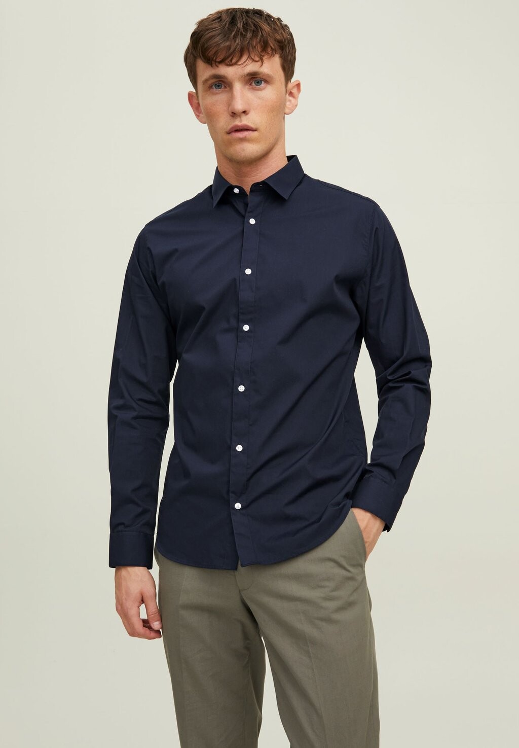 

Классическая рубашка JJJOE SHIRT PLAIN Jack & Jones, темно-синий пиджак, Черный, Классическая рубашка JJJOE SHIRT PLAIN Jack & Jones, темно-синий пиджак