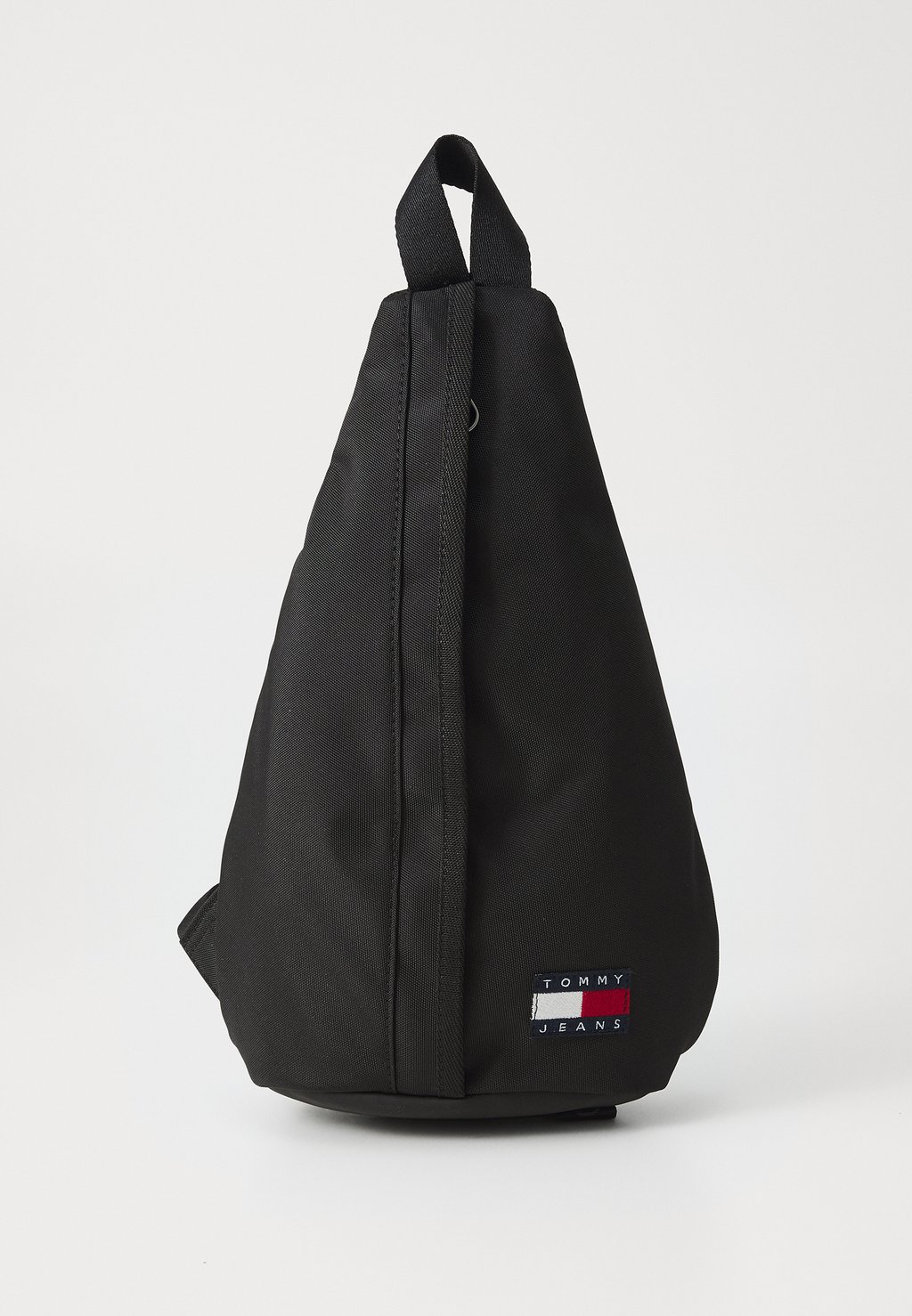 

Поясная сумка DAILY SLING BAG Tommy Jeans, черный