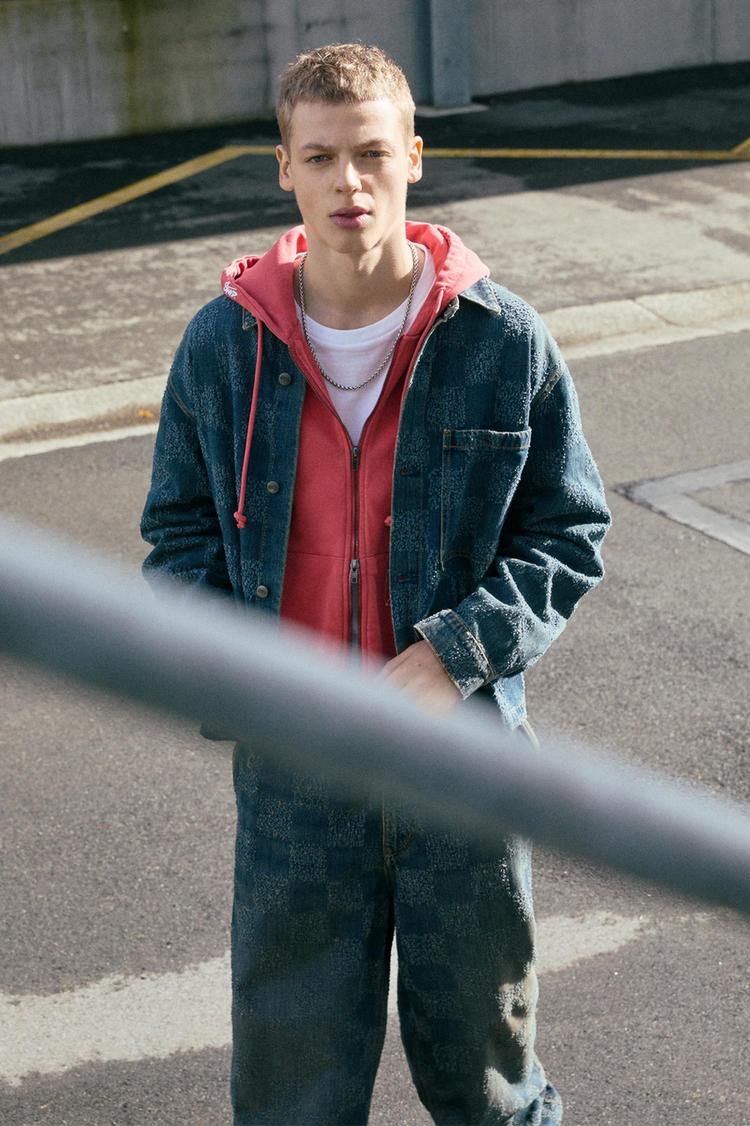 

Рубашка джинсовая в клетку Pull And Bear, голубой