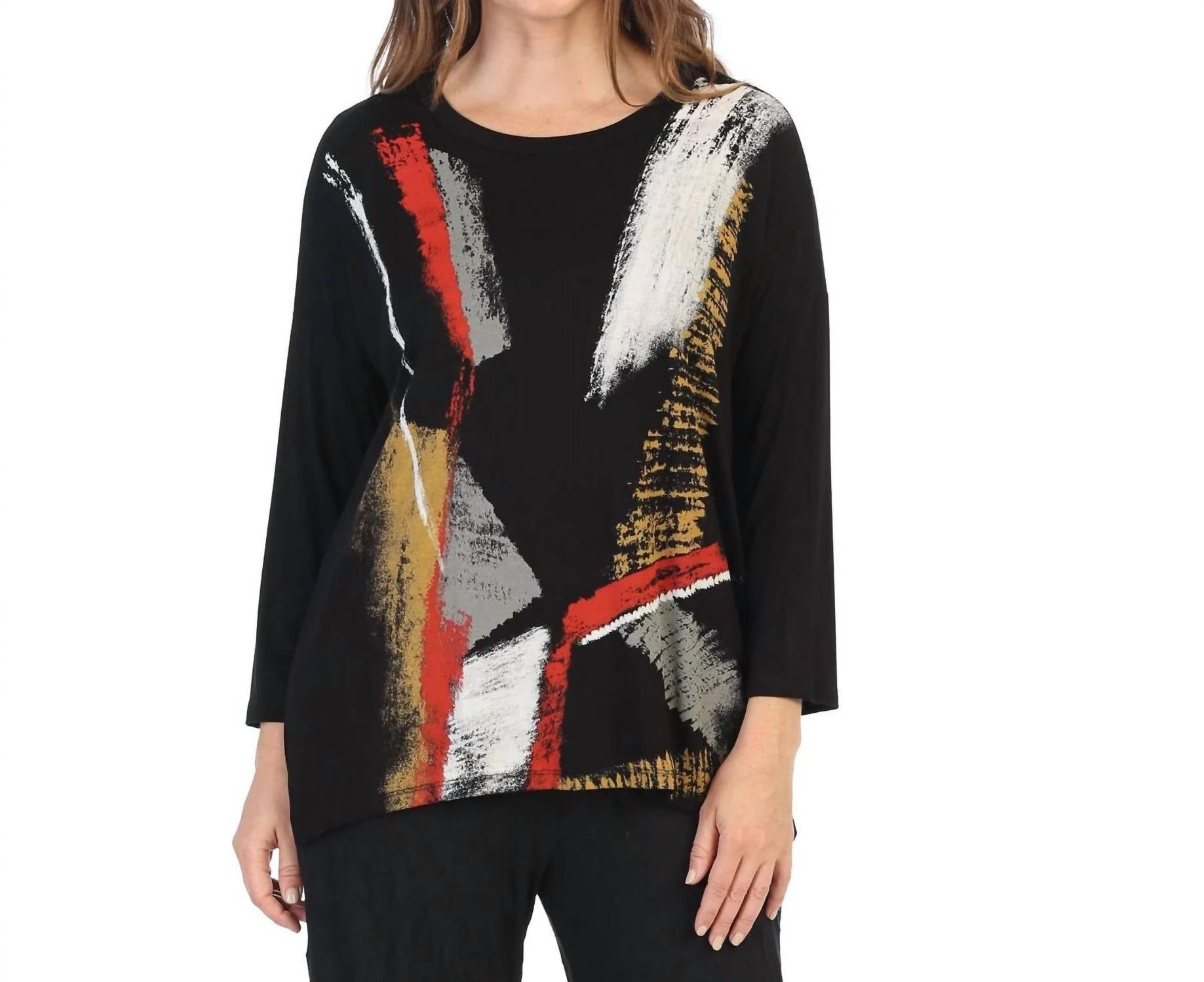 

Черная блузка с позолоченным принтом из модала Jess & Jane