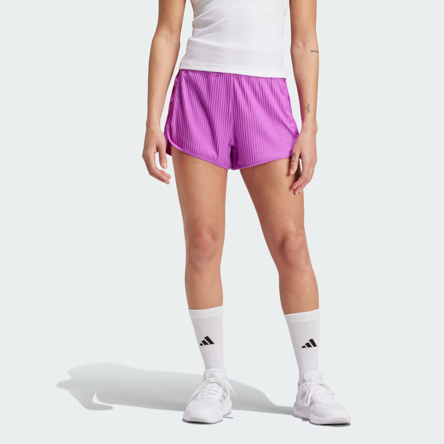 

Шорты в тон с 3 полосками Pacer All Gym Seasonal в рубчик с высокой посадкой Adidas, цвет Purple Burst