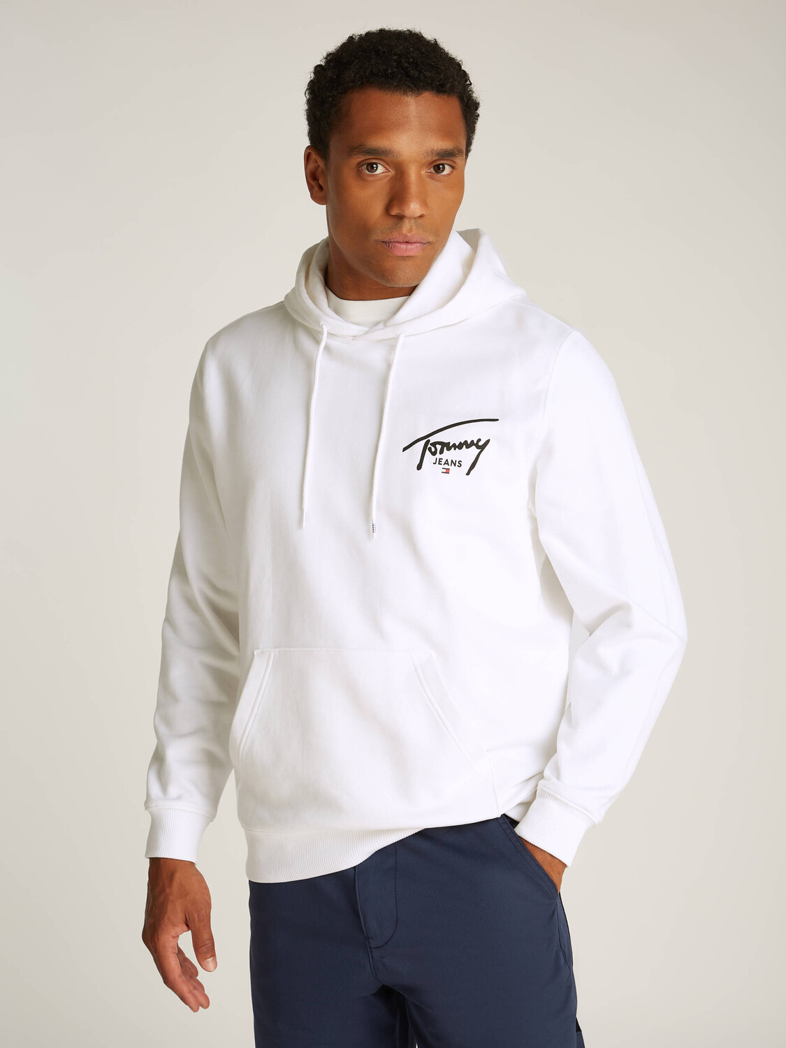 

Толстовка Tommy Jeans Regular Fit, белый