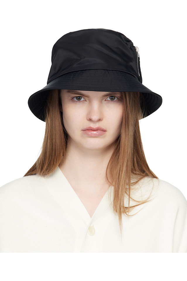 

Панама с одним полем и карманом Sacai, черный