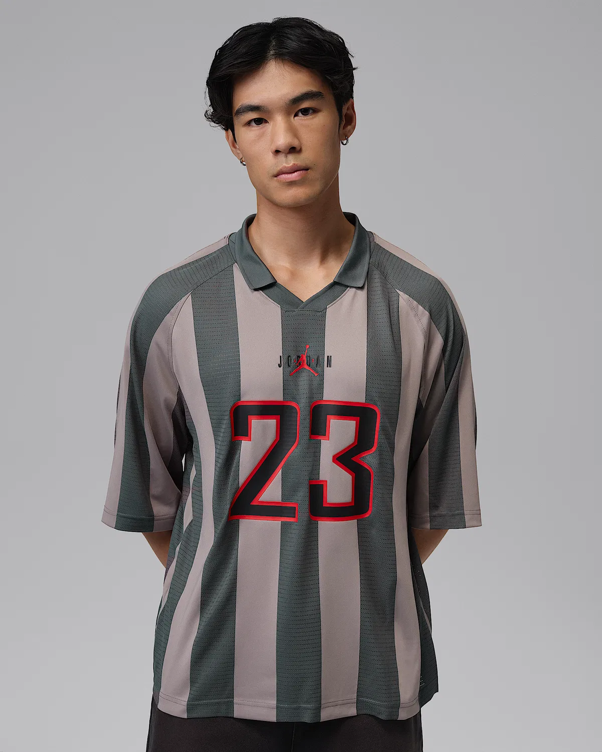 Мужская футболка Terrace Top Jordan Brooklyn, Enigma Stone/Iron Grey/University Red
