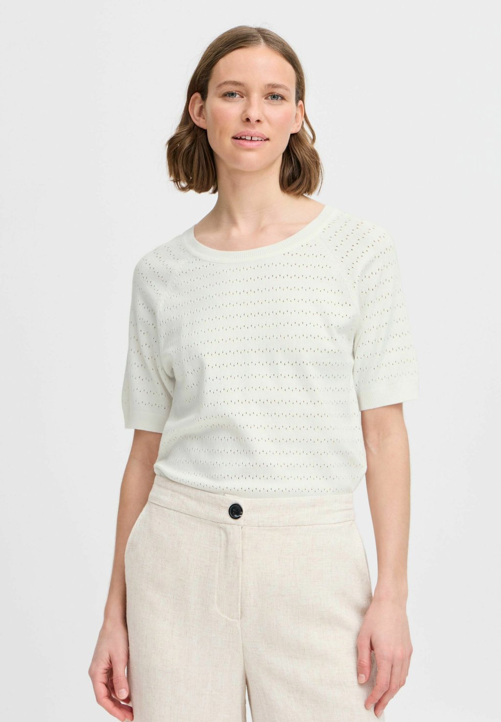 

Футболка с принтом BYOMANJA b.young by Zalando, белый