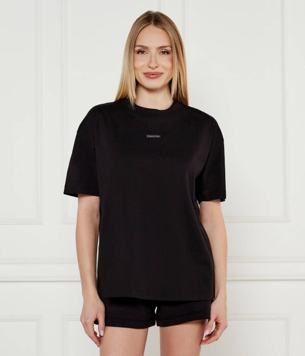 

Футболка бойфренда Oversize fit Calvin Klein Jeans, черный