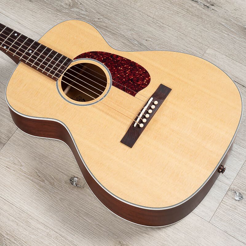 

Акустическая гитара Guild M-40E Troubadour Concert Acoustic Electric Guitar, LR Baggs VTC, Natural