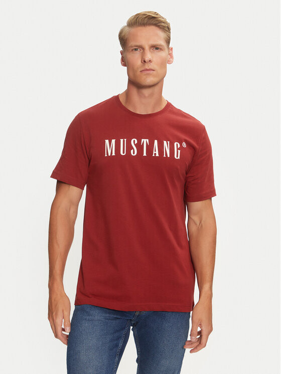 

Футболка стандартного кроя Mustang, красный