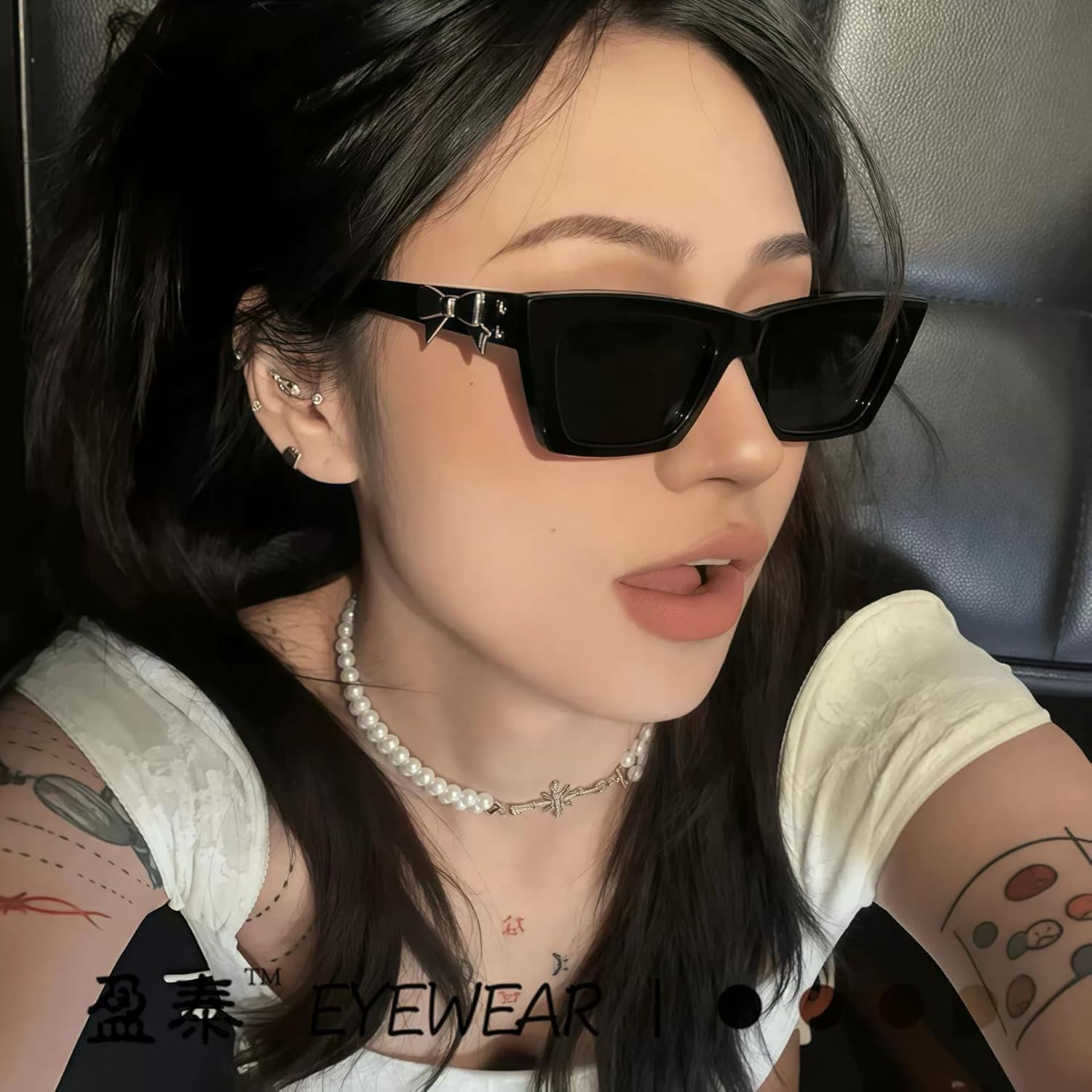 

Женские винтажные солнцезащитные очки Bullabulling в стиле Y2K, квадратная оправа «кошачий глаз», ретро, ​​маленькая оправа с бантиком, защита от ультрафиолета UV400, черные, Black Tea