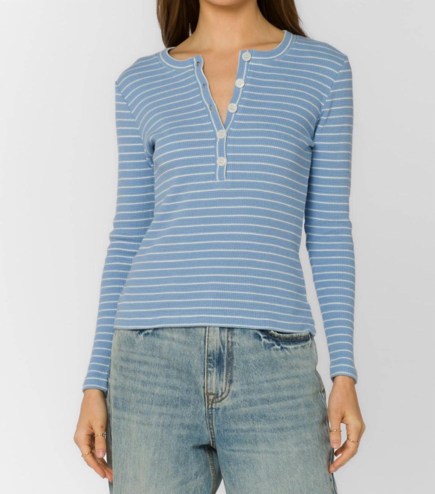 

Бистли Хенли футболка в цвете барвинок Velvet Heart, Periwinkle