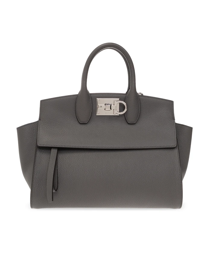 

Сумки Salvatore Ferragamo, серый