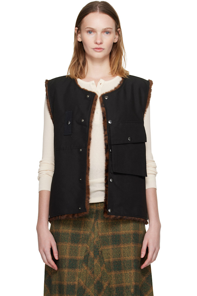 

Жилет без воротника и карманов Andersson Bell, черный