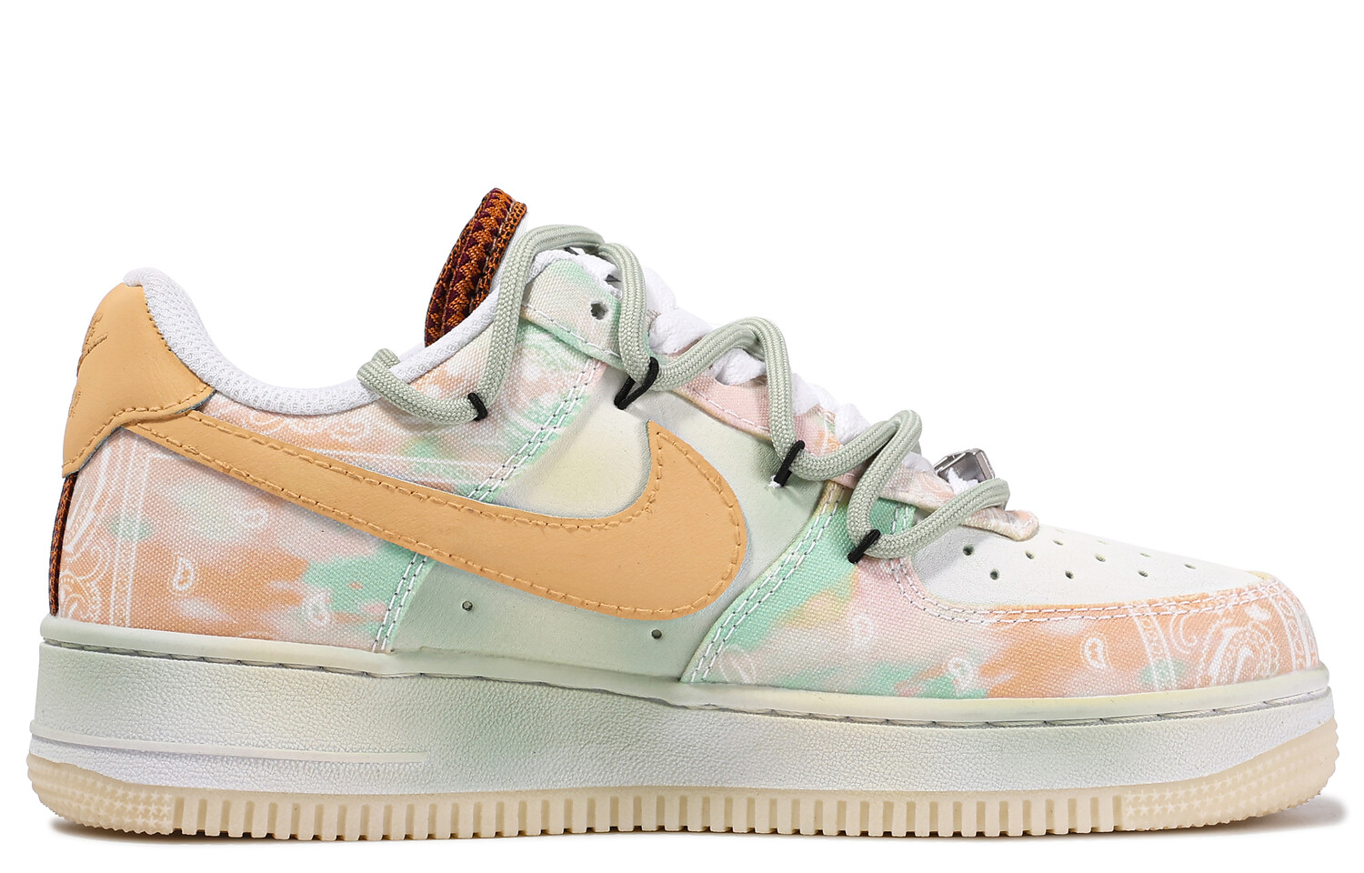

Женские кроссовки для скейтбординга Nike Air Force 1, Orange