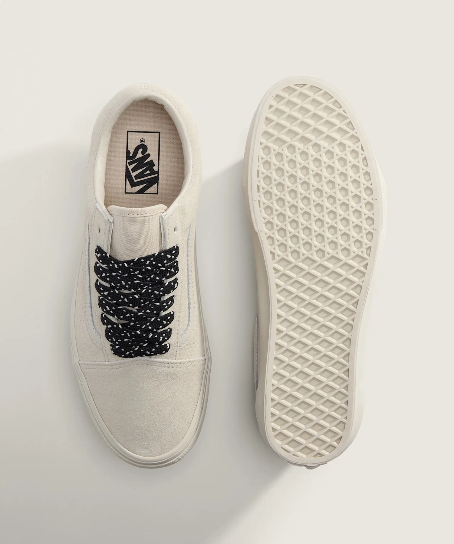 Кроссовки из натуральной кожи VANS Old Skool MONO TAUPE бежевые — фото 3