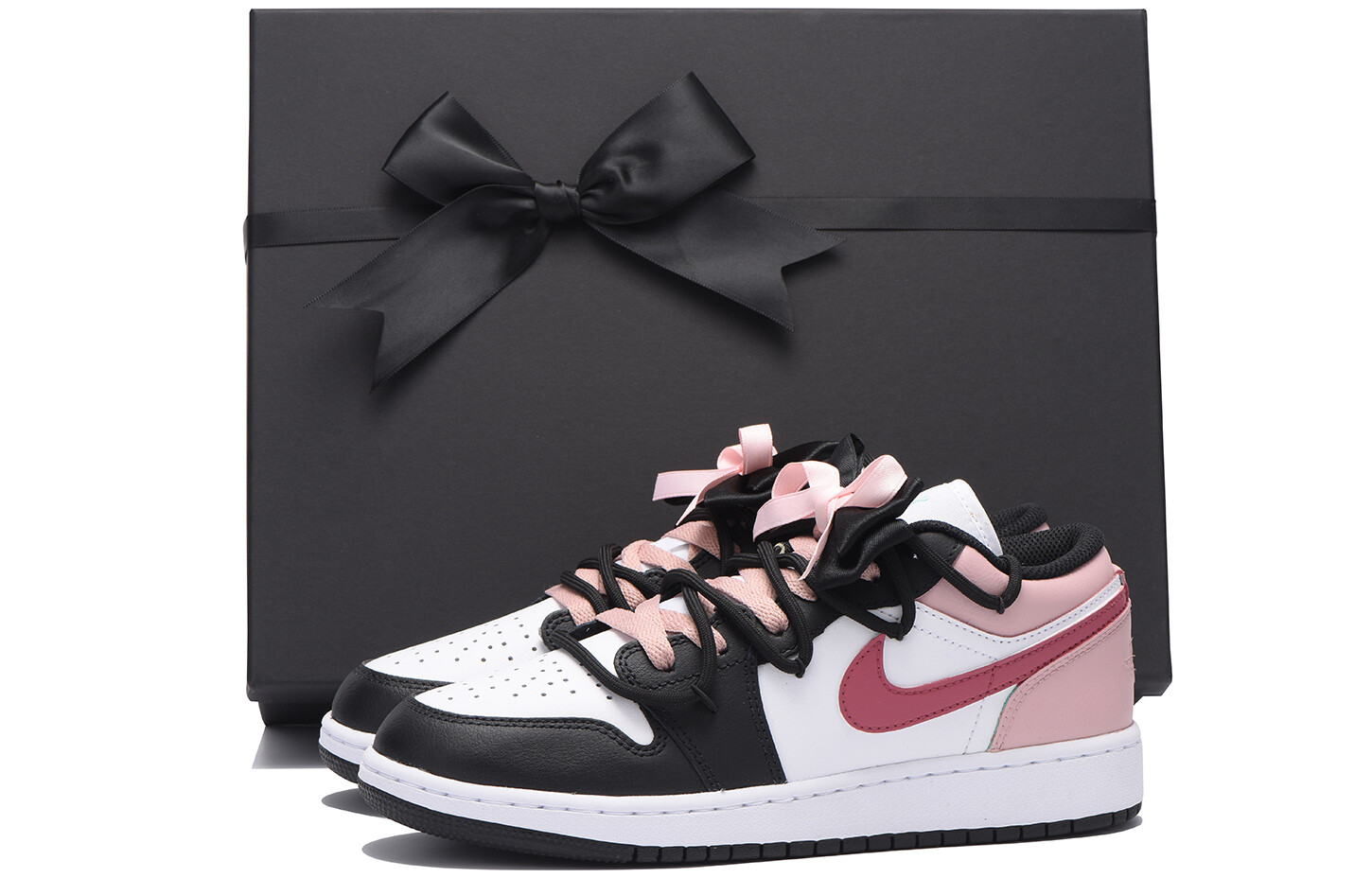 

Кроссовки Air Jordan 1 Vintage Basketball Shoes Women's Low-top Black/Pink, цвет Customized