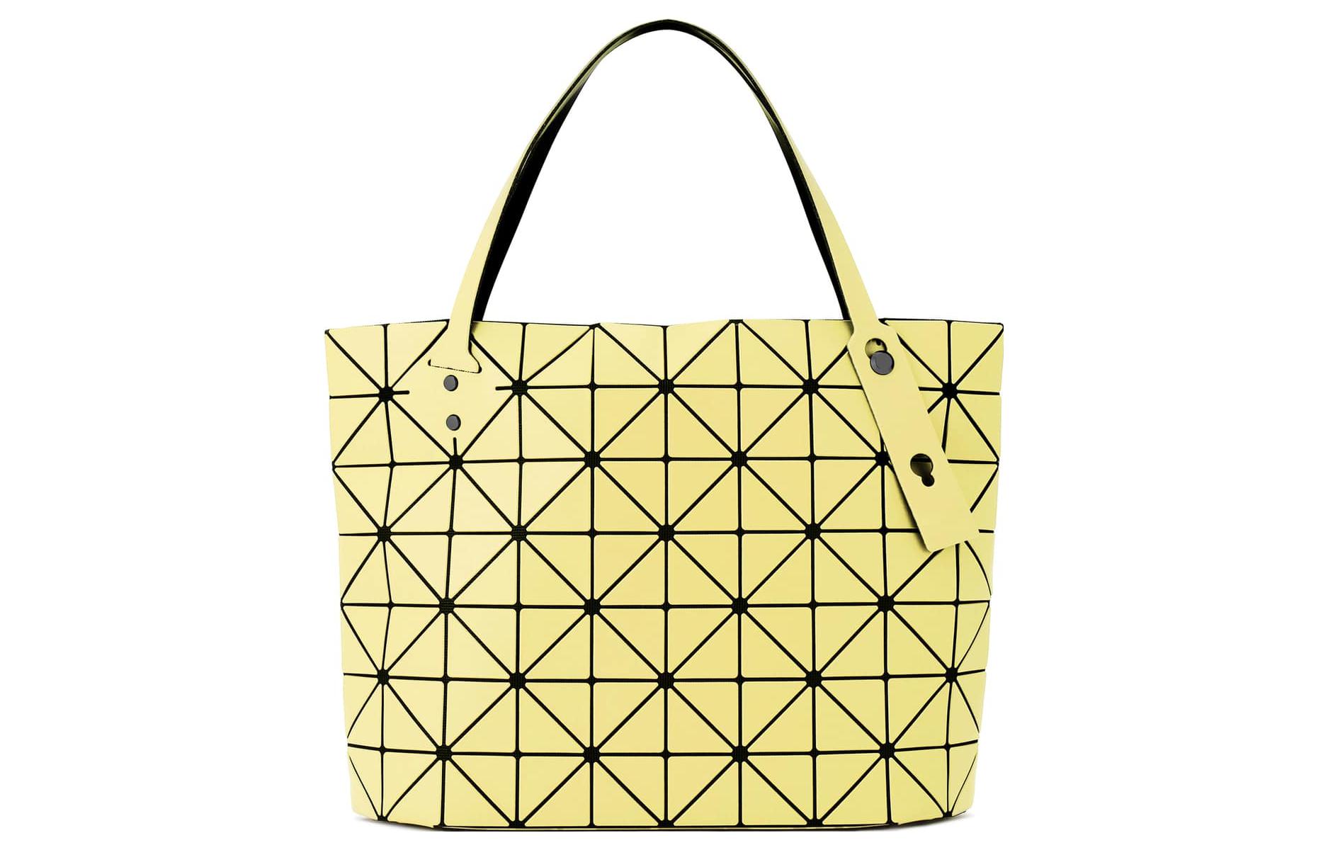 

Искусственная кожа Полиэстер Поливинилхлорид Одноплечевая Сумка Женская Желтая ISSEY MIYAKE