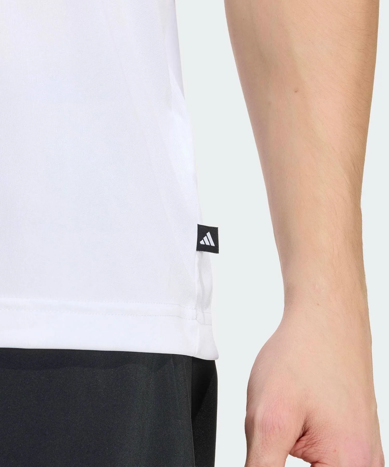 Мужская футболка с графикой Climacool Camo Modern Logo adidas белая — фото 4