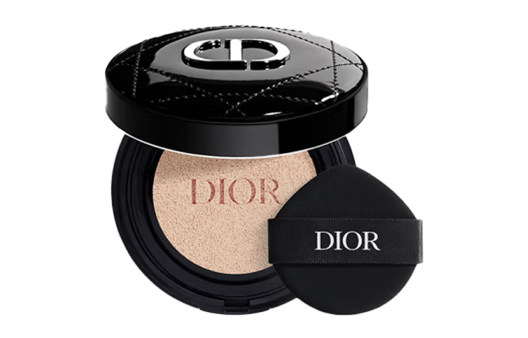 Глянцевое покрытие с узором плетения Lock in Makeup Air Cushion для маскировки и осветления тона кожи, 13 г DIOR, #1n 13g — фото 2