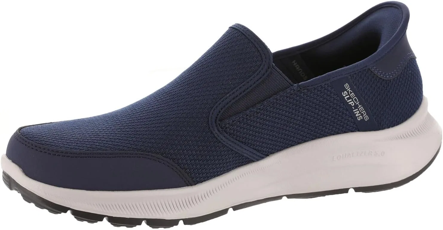 Мужские кроссовки Skechers Relaxed Fit Equalizer 5.0 Hands Free Slip-ins, Navy — фото 4