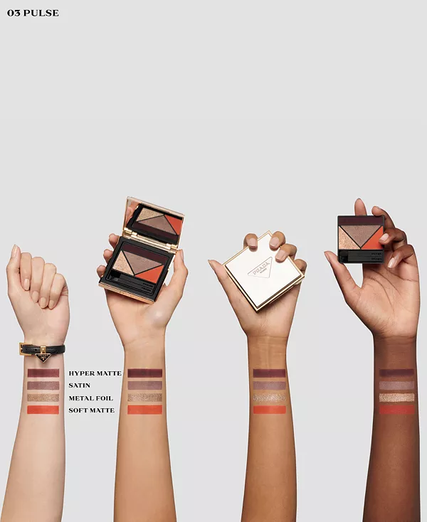 Многоразовые голографические тени для век Dimensions Prada Beauty, 03 pulse — фото 2
