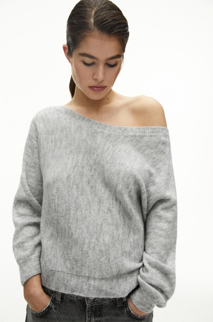 

Асимметричный джемпер из мягкой вязки Pull And Bear, серый