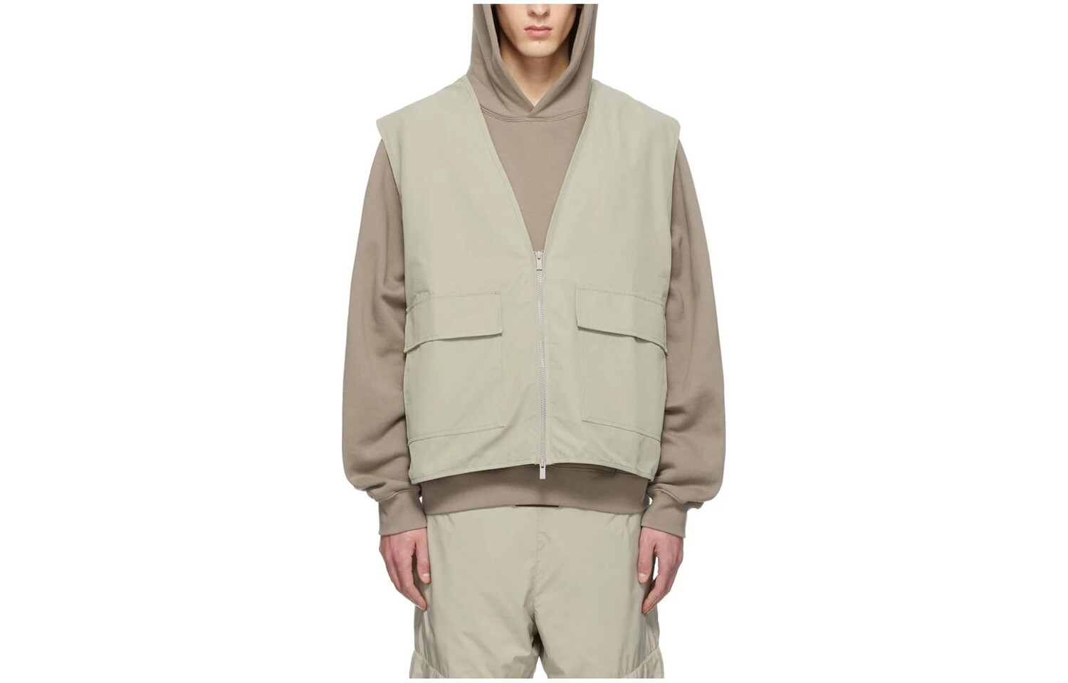 

SS22 Жилет мужской пыльно-зеленый Fear Of God Essentials, зеленый