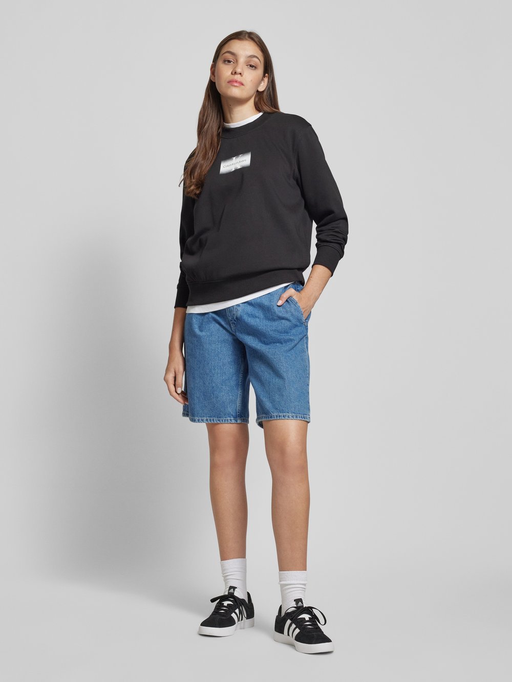 

Джинсовые шорты прямого покроя со шлевками для ремня, модель «90» Calvin Klein Jeans