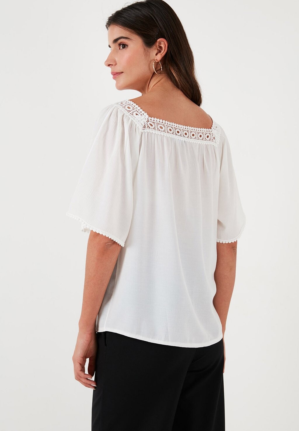 

Блузка Regular Fit LELA, кремовый