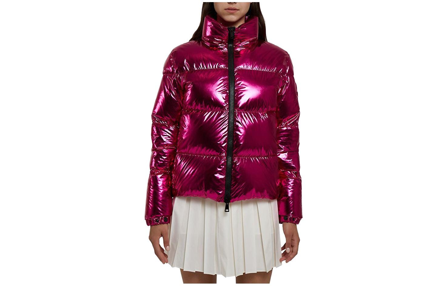 

Пуховик женский темно-розовый Moncler, цвет Deep Pink
