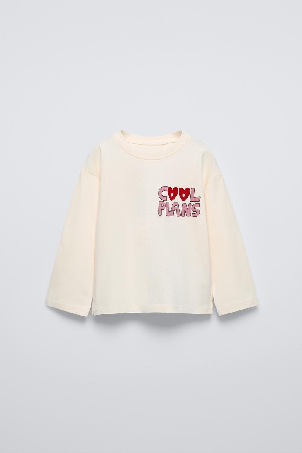 

Футболка с тисненым текстом ZARA, экрю