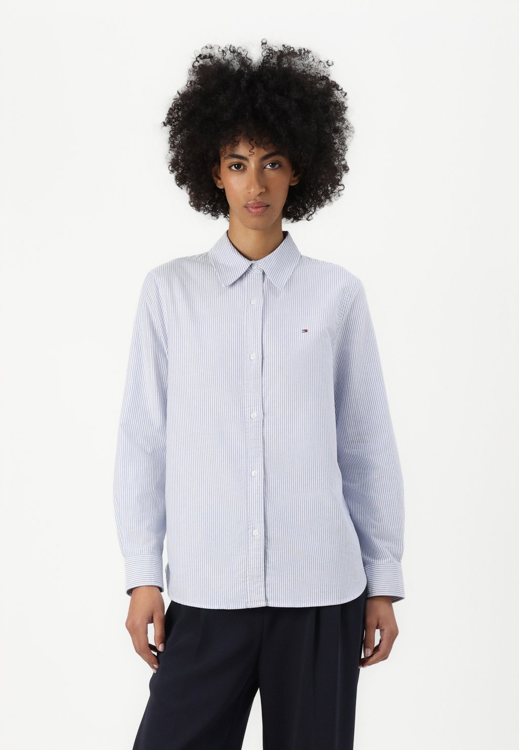 

Блузка на пуговицах OXFORD RELAXED FIT SHIRT Tommy Hilfiger, светло-голубой