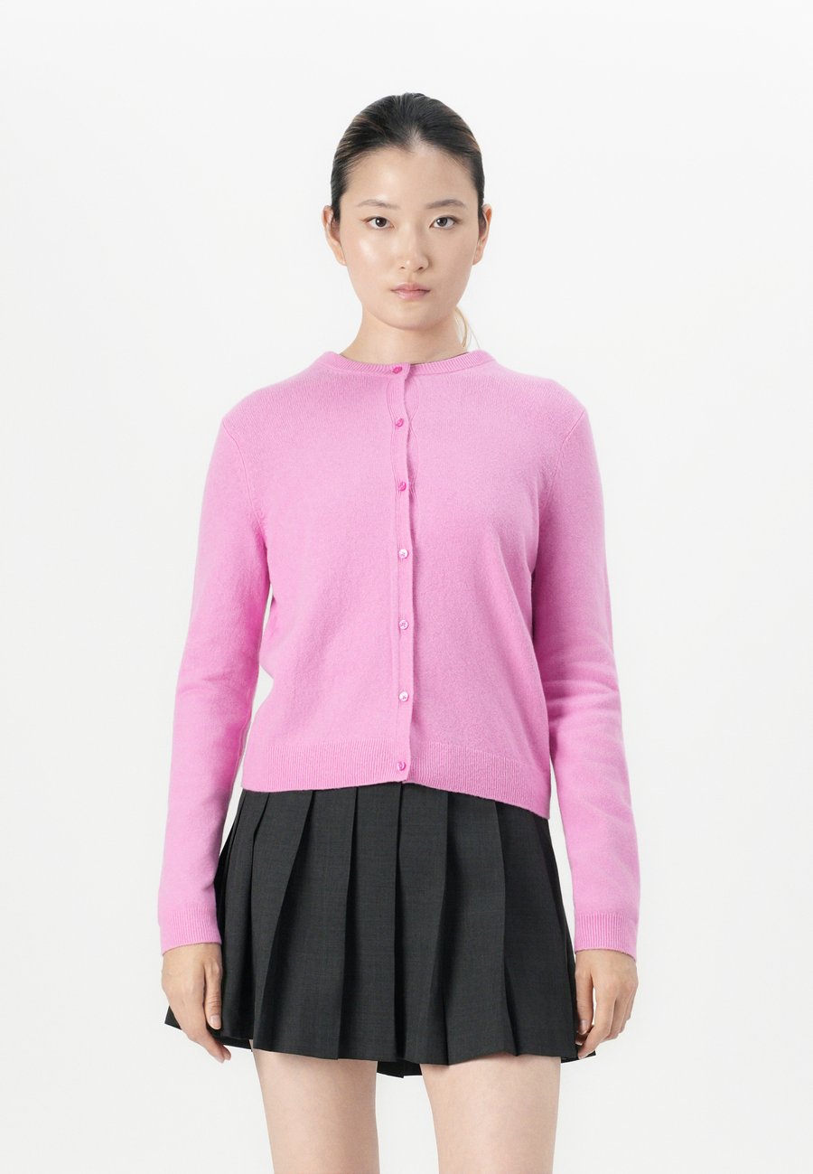 

Кардиган GAP CASHSOFT CROPPED CARDI, Pretty Pink/Pink