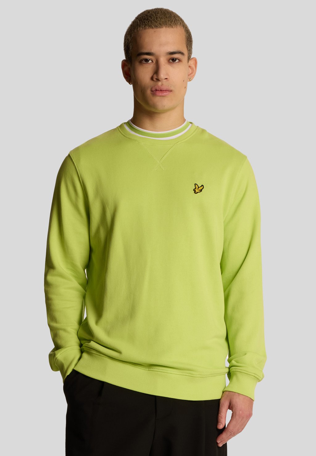 

Толстовка CREW NECK Lyle & Scott, зеленый