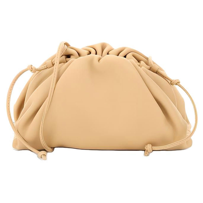 

Bottega Veneta Кожаная сумка через плечо из телячьей кожи Облачная сумка Мини-клатч женский абрикосовый