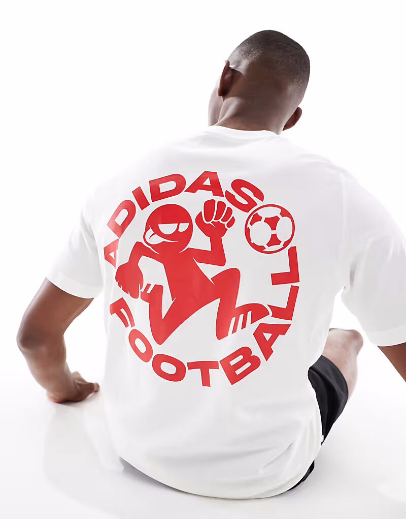 

Футболка с графической наклейкой Adidas performance Football белого цвета