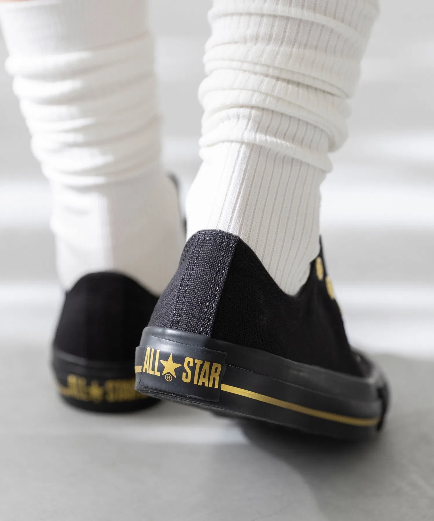 Унисекс кеды слипоны CONVERSE ALL STAR GOLDSTRIPE чёрные — фото 3