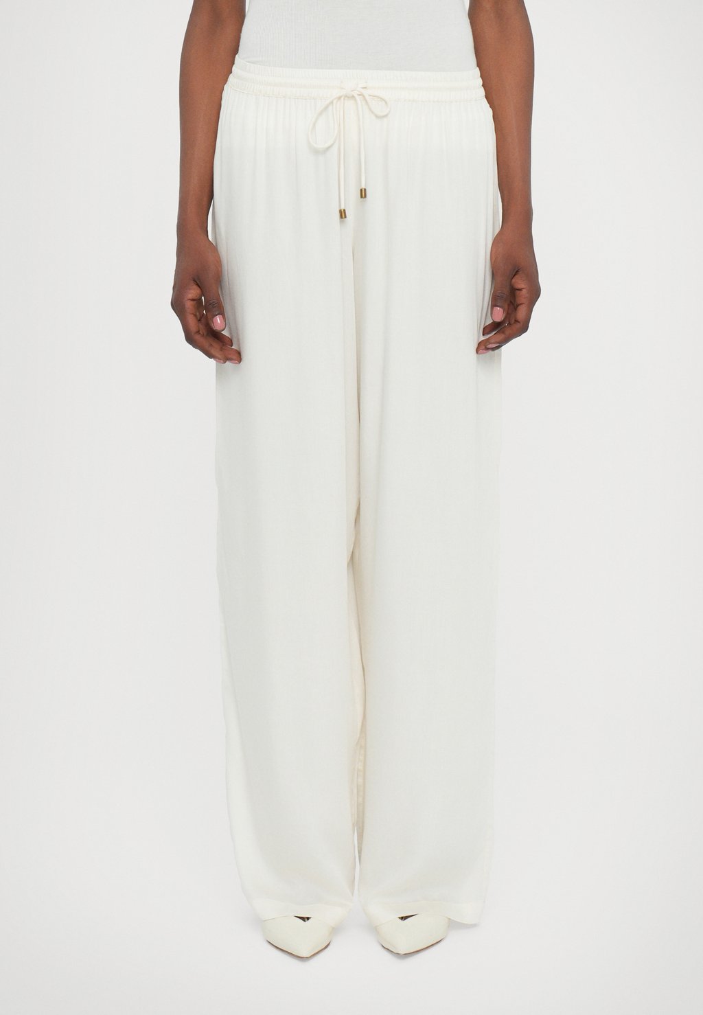 

Брюки AVA TROUSERS Maisonêtre, кремовый