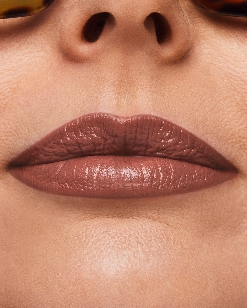 Кремовая помада чистого цвета, кремовая консистенция помады Estée Lauder, atspalvis untamable 3,5 гр — фото 3