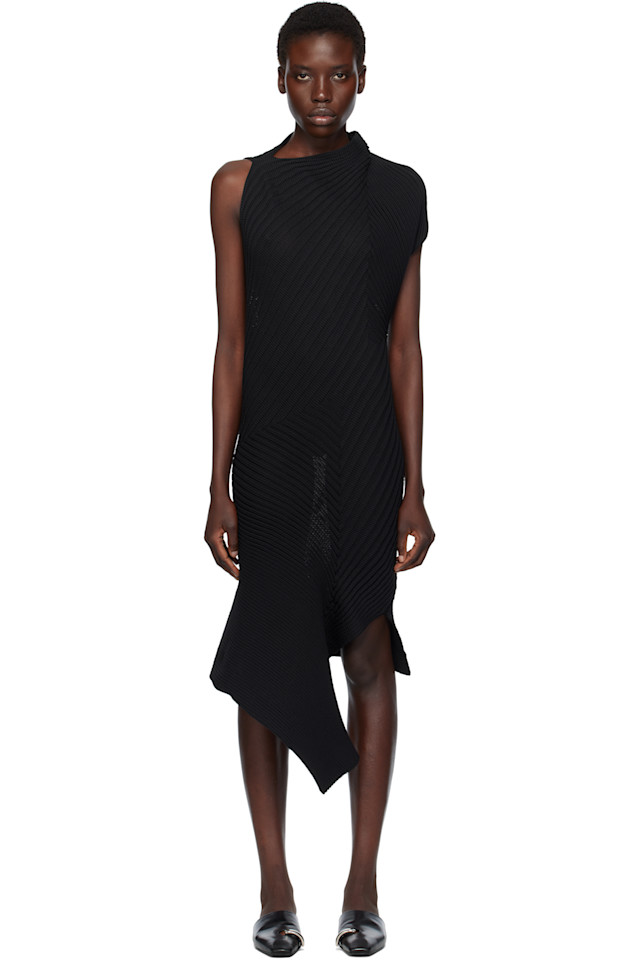 

Приглушенное макси-платье Issey Miyake, черный